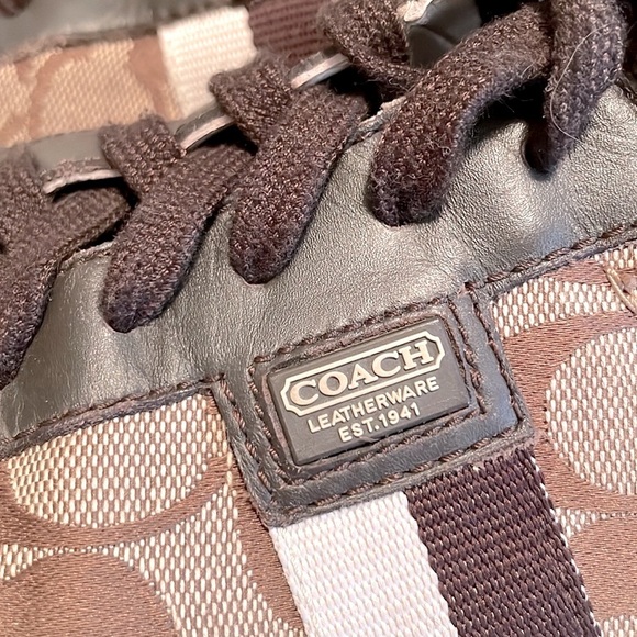 COACH Shoes - Size 7.5 - Picture 8 of 8
